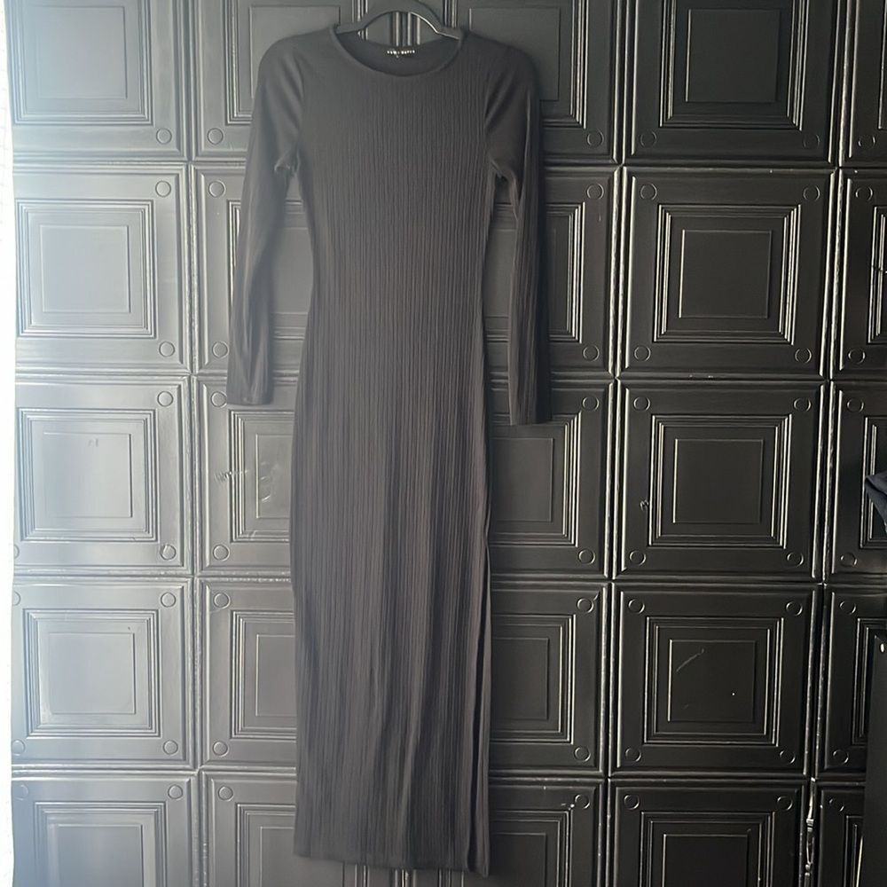 Haute Monde maxi dress - Picture 1 of 3